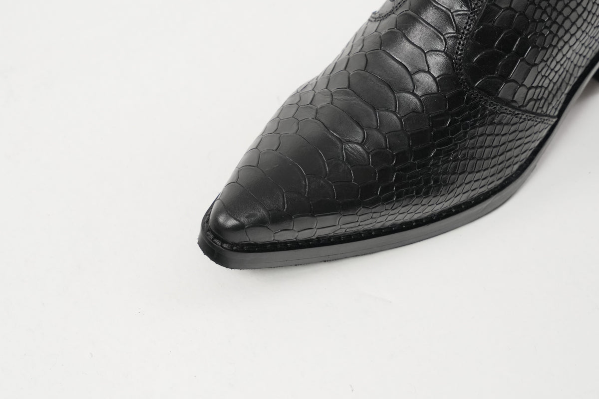 Onyx Mamba Boots