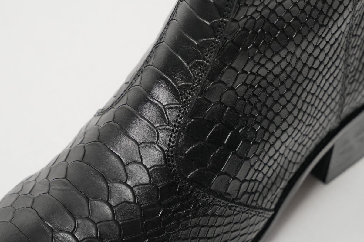 Onyx Mamba Boots