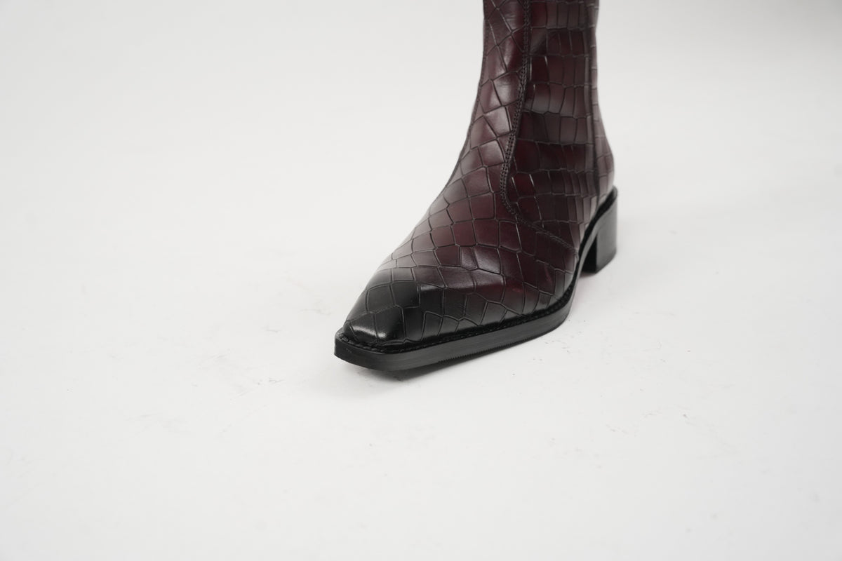 Burgundy Cuvier Chisel Toe Boots
