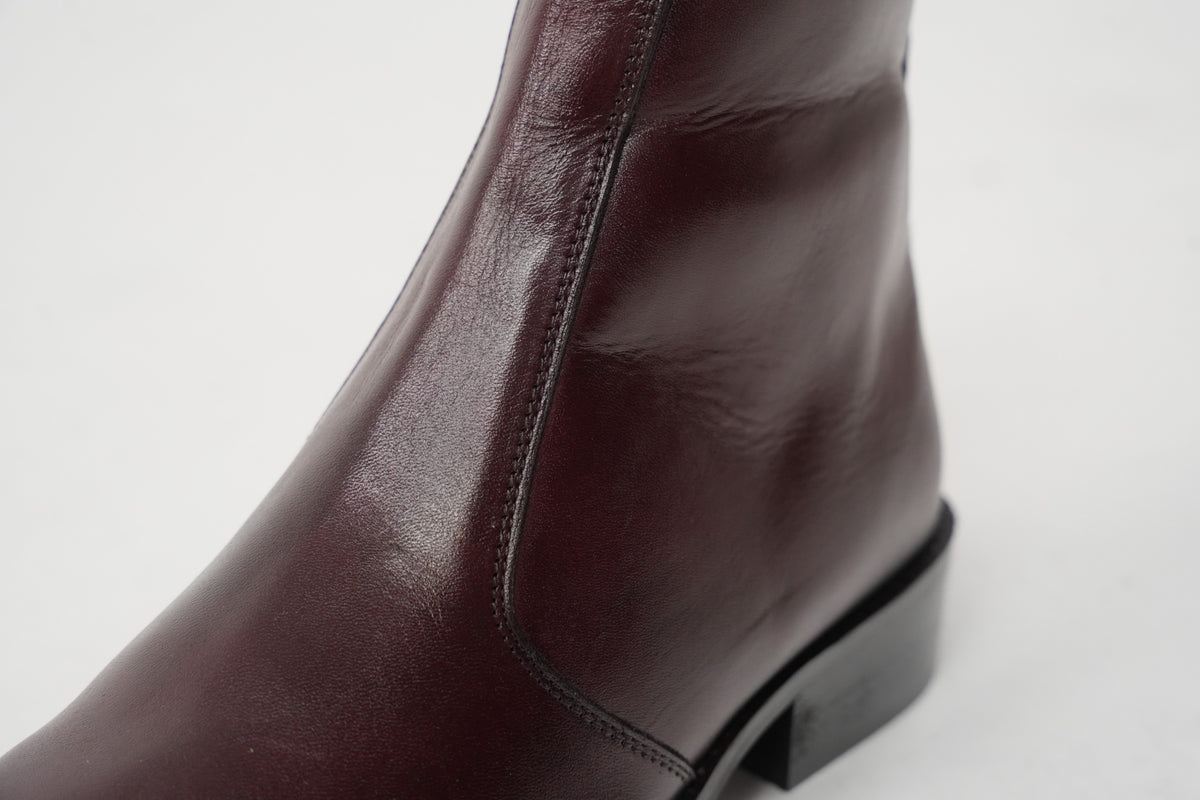 Burgundy Calfskin Chisel toe Boots