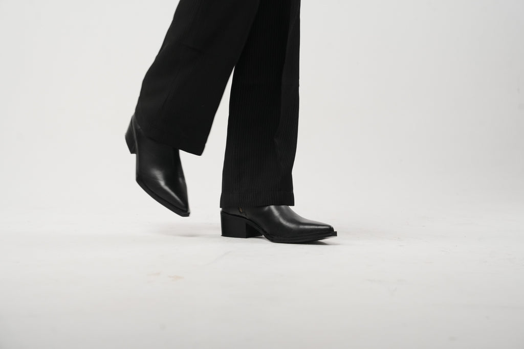 Obsidian Calfskin Boots